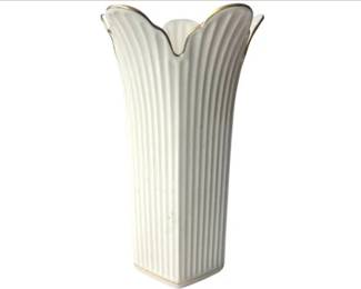 Lenox Meridian Tall Vase - 11" Ribbed Ivory 24K Gold Trim