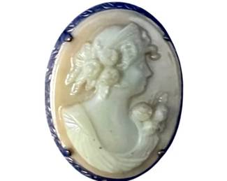 Vintage Bakelite Cameo With Gold Tone Bezel Brooch