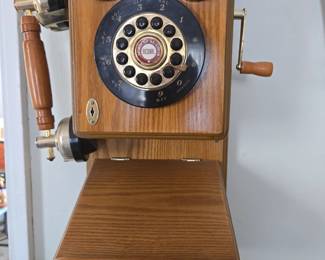 Crosley retro remake antique working phone
