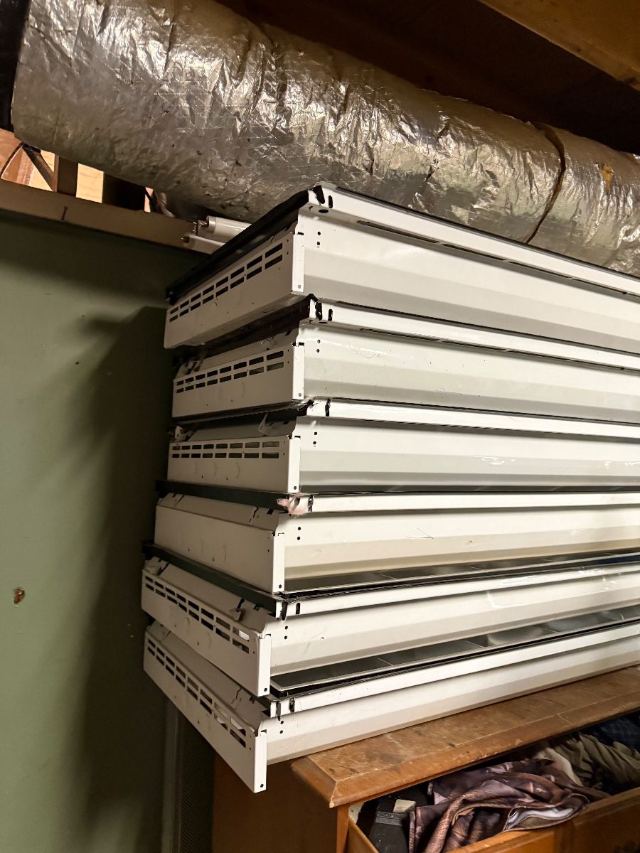 Fluorescent shop lights