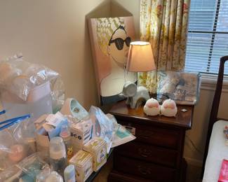 Baby Items including pumps, bottles, & feeding supplies