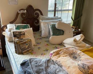 Full/Queen adjustable Bed