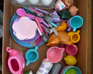 Vintage plastic play set