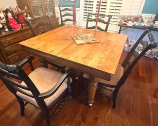 Beautiful 5 Legged Table