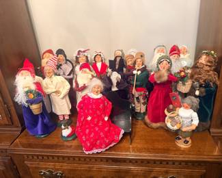 Byers Choice Carolers