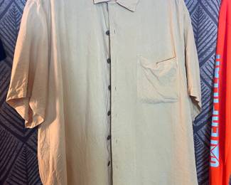 Tommy Bahama Large