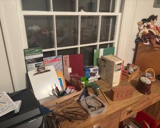 Office
Items
Supplies
