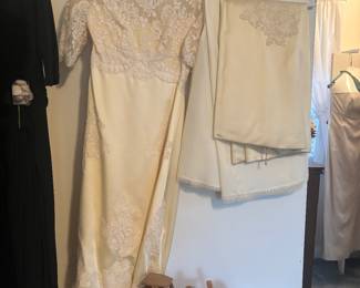 Vintage wedding dress 