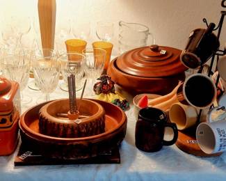 jr wood bowls, mug tree, cannister, grass pitcher