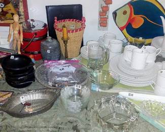 JR white china, glass  fish tray