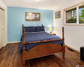 Full Size Bedroom frame