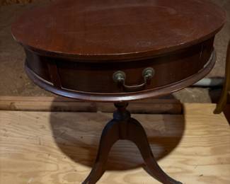 Antique Mahogany Drum Table with Drawer and Claw Feet