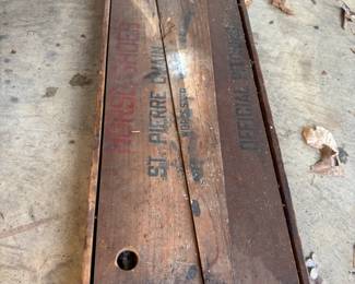 St. Pierre Royal Official Pitcher Horseshoes Set