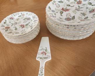 "Buckingham Porcelain Dishes; Andrea by Sadek; 9 Dinner Plat; 8 Salad Plates; 1 Cake Server; $250es