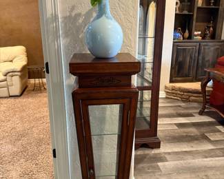 Plant stand with glass shelves