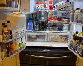 Samsung refrigerator 