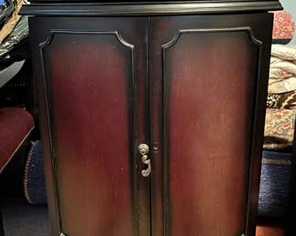 Bombay Co Thames Jewelry Wardrobe