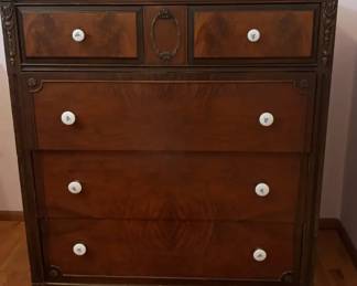Vintage Mahogany 5Drawer Dresser