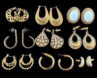 GoldToned Dangly Earrings