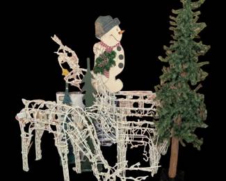 Light Up Reindeer, Christmas Trees And More Decorations
