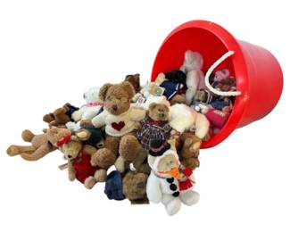 Large Bucket Of Boyd Bears More Stuffies