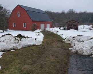 Wear boots! Walking entrance to backyard barn and trailer is muddy!
Nothing in small shed!