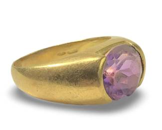 Sensational14Kt Yellow Gold Amethyst Ring