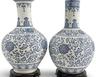 2pc Chinese Blue and White Porcelain Vases