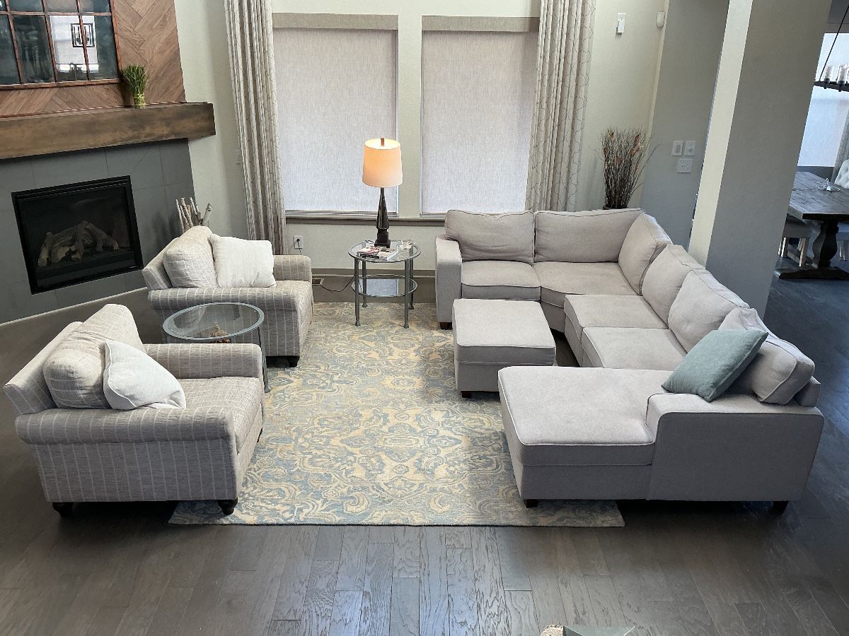 Lilolahome Sectional - Occasional chairs -Glass end tables