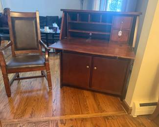 Desk & Chair