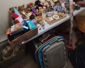 Vermont teddy bears, misc..