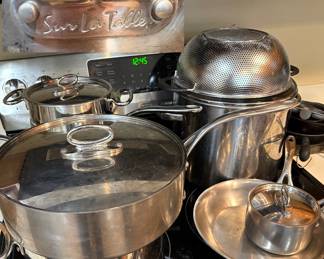 "Sur La Table" Pots & Pans Set