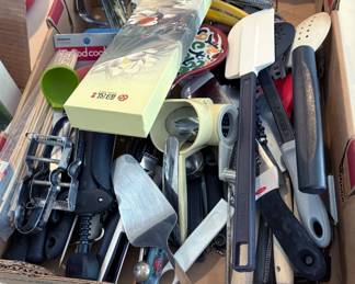 Lots of Kitchen Smalls