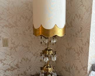 . . . great mid-century lamp