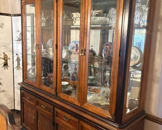 . . . beautiful Thomasville china hutch