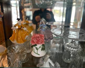 . . . Royal Doulton pair