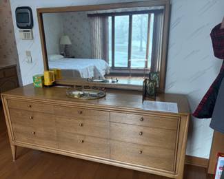 . . . Facade mid-century modern mirrored dresser