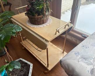 . . . great tea cart