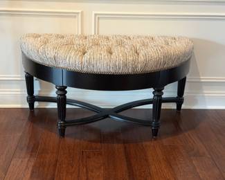 Demi lune bench