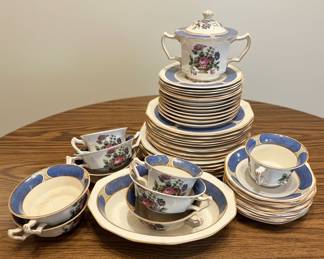 Booths Ceylon Ivory Porcelain Dinnerware Set