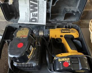DeWalt V XRP Cordless Adjustable Clutch Driver or Drill with DC Battery and Charger