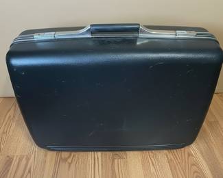 Vintage American Tourister Luggage Set
