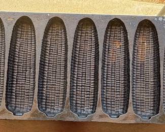 Vintage Griswold Crispy Corn Stick Cast Iron Pan