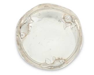 261 A Fratelli Cacchione for Cartier sterling silver bowl Post-1968 Impressed: ITALY / 925 [in an oval] / star 39 MI [in a polygon] / F.C. [in a circle] / STERLING / Cartier With undulating rim and three repoussé fish 2.5" H x 9.75" Dia. 18.9 oz. troy approximately Estimate: $600 - $800