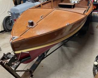 . . . a beautiful and RARE Sorg cedar-strip boat -- awesome front view