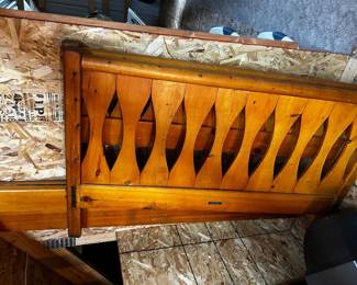 . . . Rittenhouse headboard