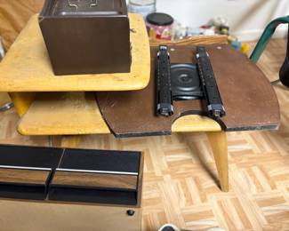 . . . Heywood Wakefield lamp table