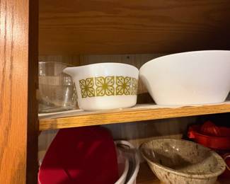 . . . more vintage Pyrex