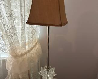 . .. accent lamp