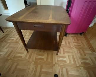 . . . Mid-century Lane end or lamp table